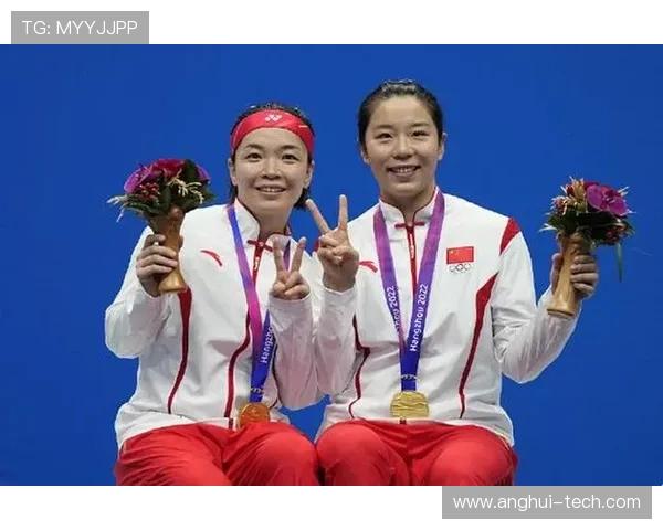 杭州羽毛球队以74分稳居冠军赛积分榜首位展现强劲实力 杭州羽毛球队以74分稳居冠军赛积分榜首位展现强劲实力