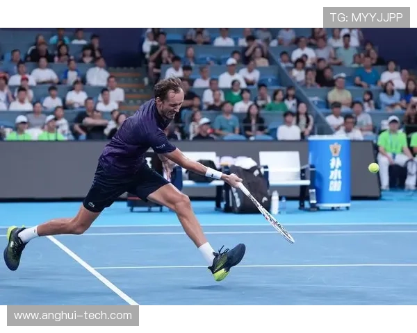 杭州网球队在全国网球状态排行榜中荣登第六名展现强劲实力与潜力 杭州网球队在全国网球状态排行榜中荣登第六名展现强劲实力与潜力