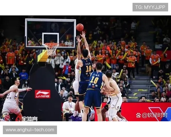 深入分析杭州篮球队中路突破战术的优势与应用策略 深入分析杭州篮球队中路突破战术的优势与应用策略