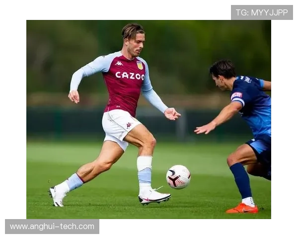 足球明星的小腿肌如何塑造出强大的运动能力与优雅的球场风采 足球明星的小腿肌如何塑造出强大的运动能力与优雅的球场风采