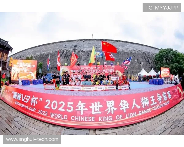 足球明星与舞狮的精彩碰撞视频展现传统文化与体育魅力的完美融合