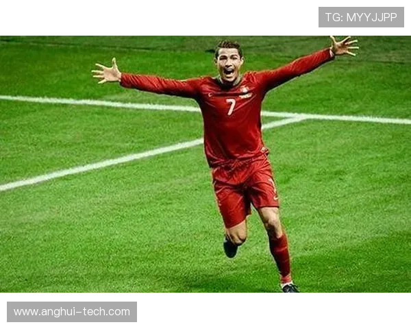 足球明星的体脂揭秘：如何保持完美身材与竞技状态的平衡