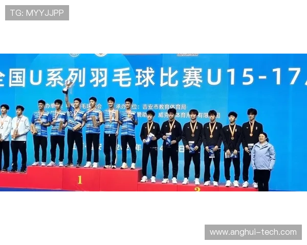 重庆羽毛球队勇夺最新羽毛球团队协作榜首位置引领风骚 重庆羽毛球队勇夺最新羽毛球团队协作榜首位置引领风骚